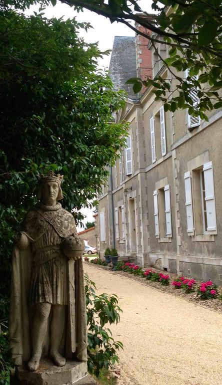 مبيت وإفطار Sainte-Cécile Chateau De Belle-Vue المظهر الخارجي الصورة